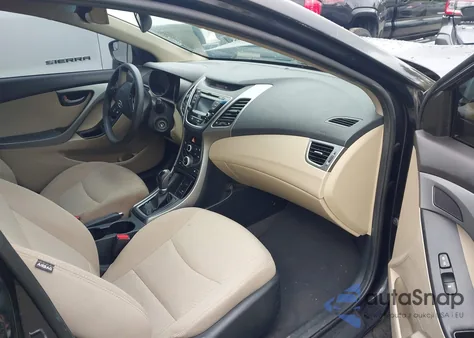 2014 Hyundai Elantra Se z USA, uszkodzony, nr VIN 5NPDH4AE9EH485535